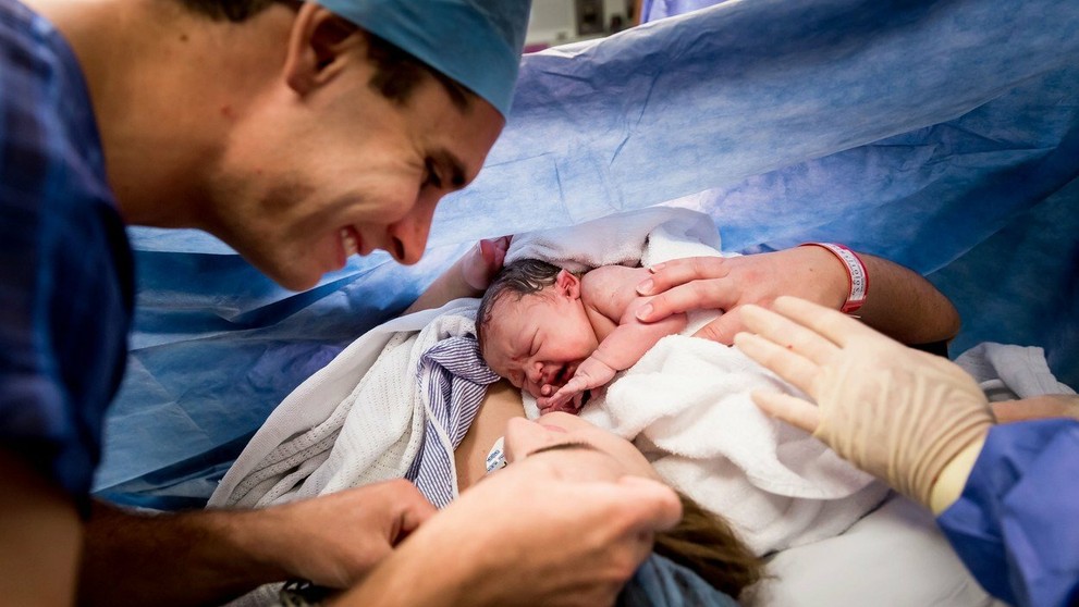 Špeciálne puto medzi mamičkou Stephanie a dcérkou Oliviou vzniklo pár minút po jej príchode na svet.