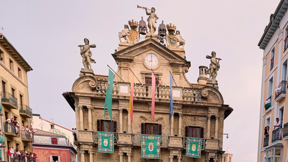 V Pamplone sa konal prvý beh s býkmi