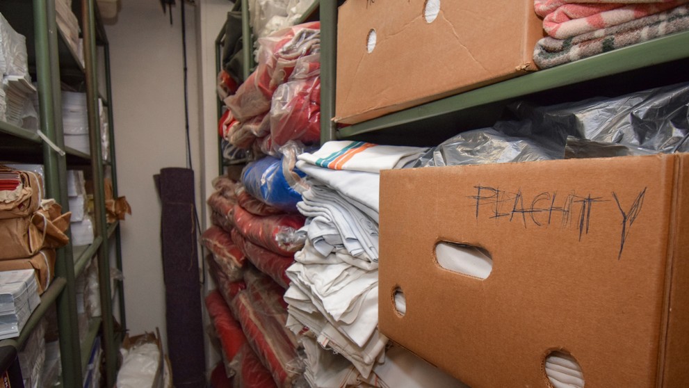 Sklad s humanitárnou pomocou.