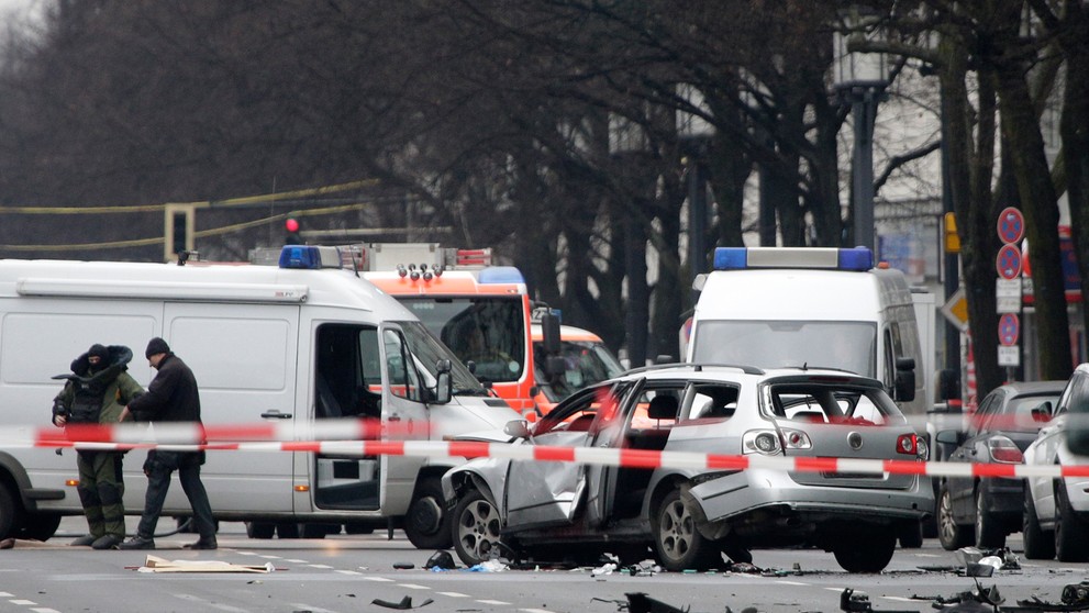 V Berlíne vybuchla bomba v aute