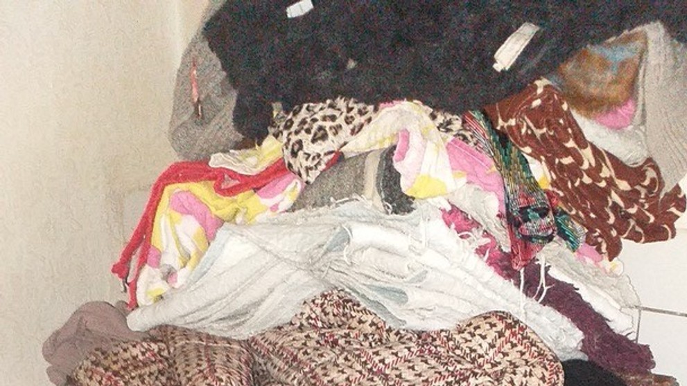 Psov držala v katastrofálnych podmienkach.