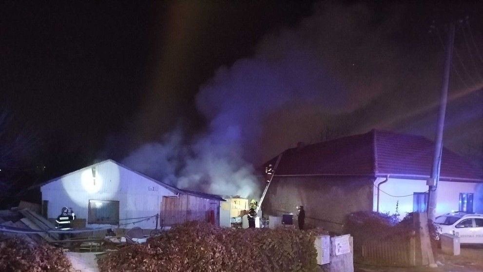 Požiar domu v nitrianskej časti Mlynárce