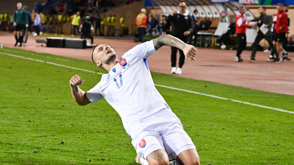 Na snímke Lukáš Haraslín (Slovensko) sa raduje po strelení gólu.