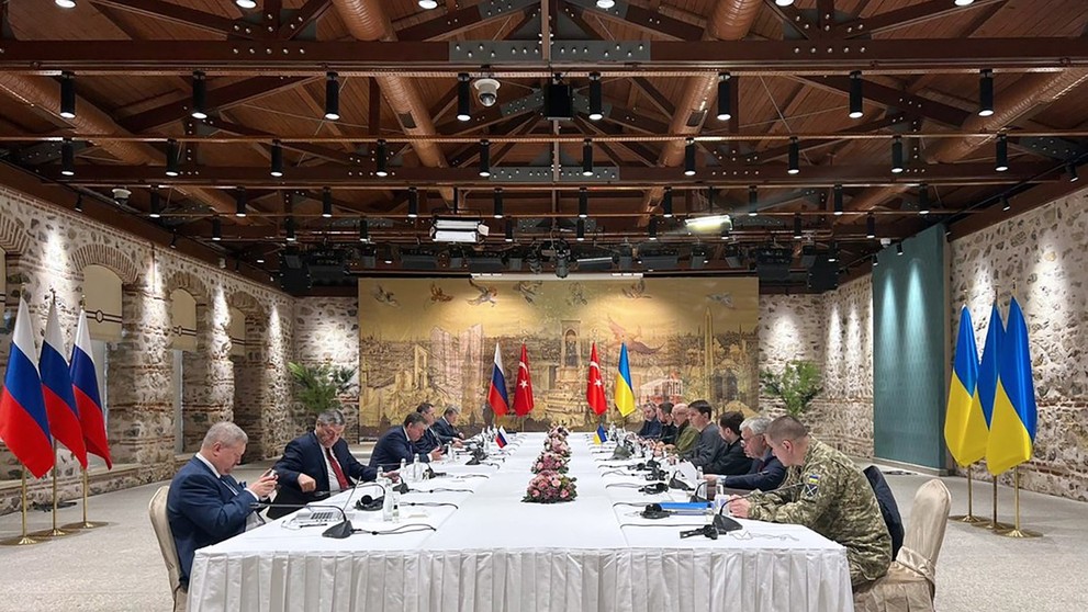 Mierové rokovania v Istanbule.