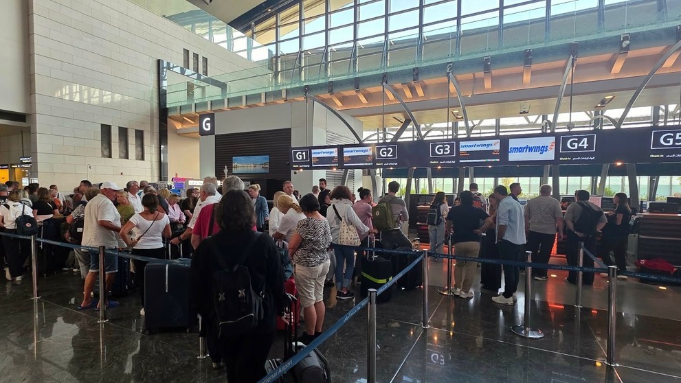 Hudobník uviazol v Ománe.