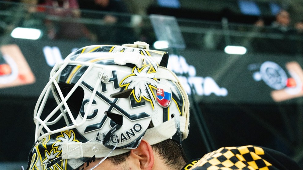 Adam Húska v drese Lugana.