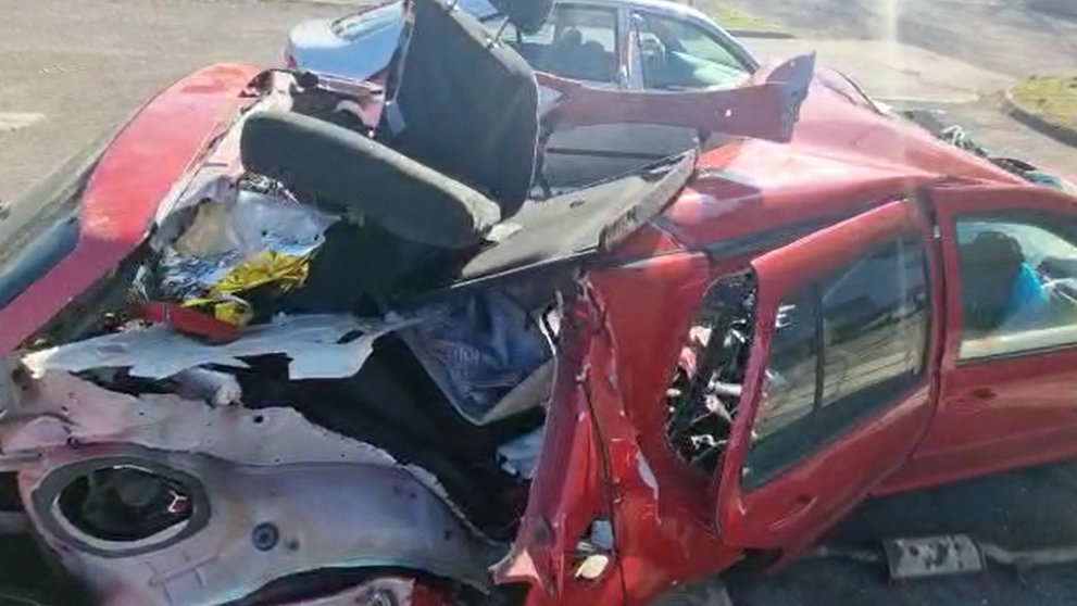 Vrak auta, ktoré po nehode odviezli