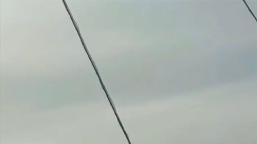 Protilietadlový systém Pantsir, ktorý sa inštaluje na streche výškového domu v moskovskej štvrti Sokolniki.