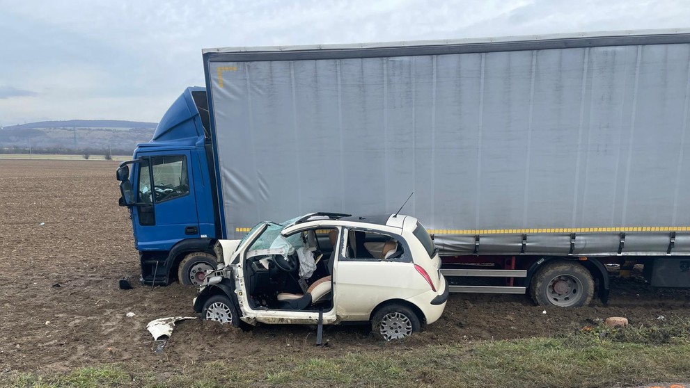 Tragická nehoda medzi Myjavou a Novým Mestom nad Váhom.