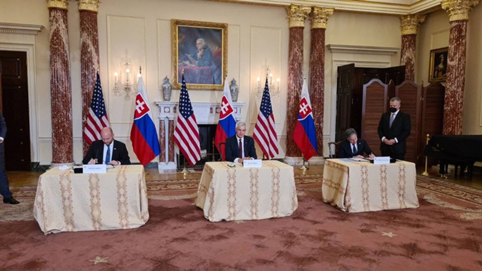 Podpis obrannej dohody s USA.