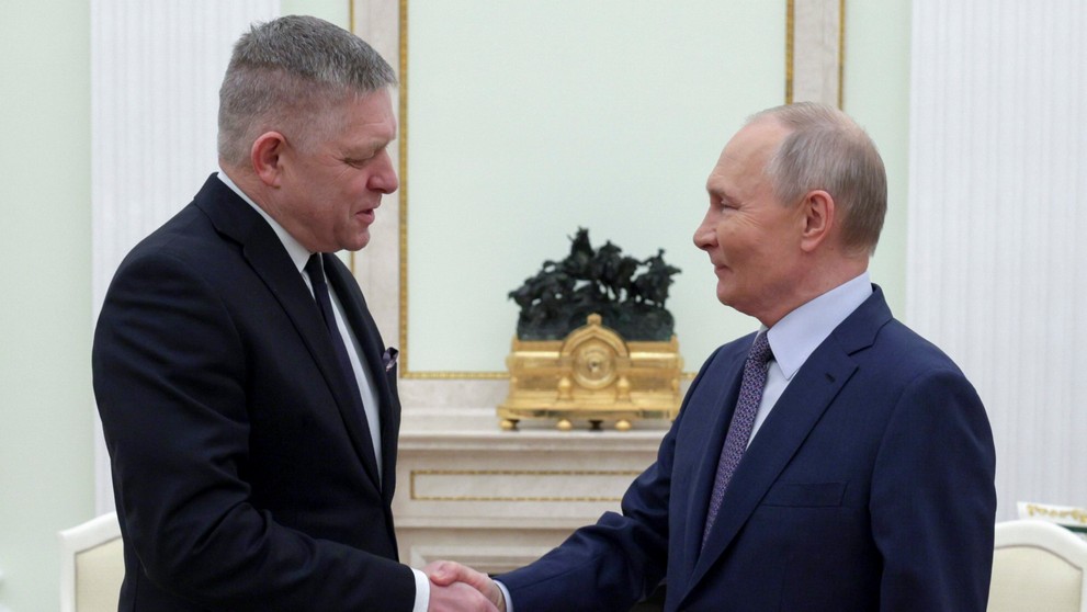 Premiér Robert Fico rokoval s ruským prezidentom Vladimirom Putinom