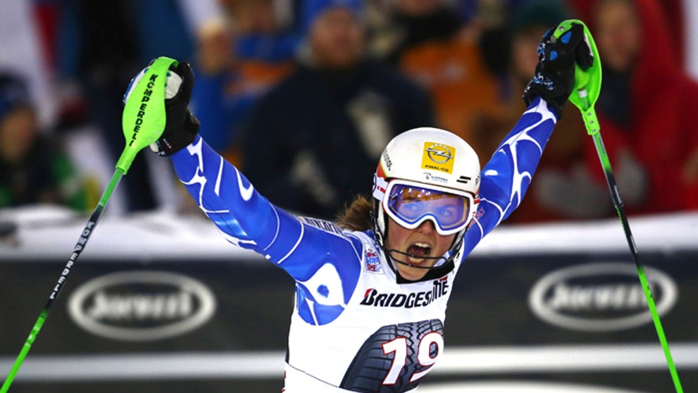 Petra Vlhová sa teší po víťazstve slalomu SP vo švédskom Aare.
