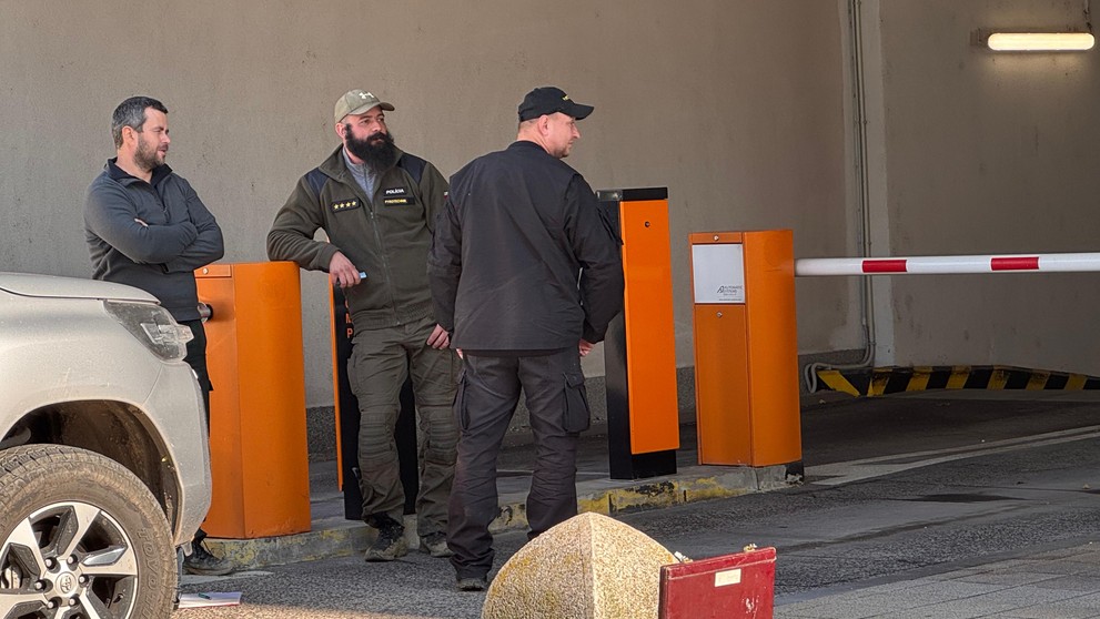 V kufríku výbušninu nenašli.