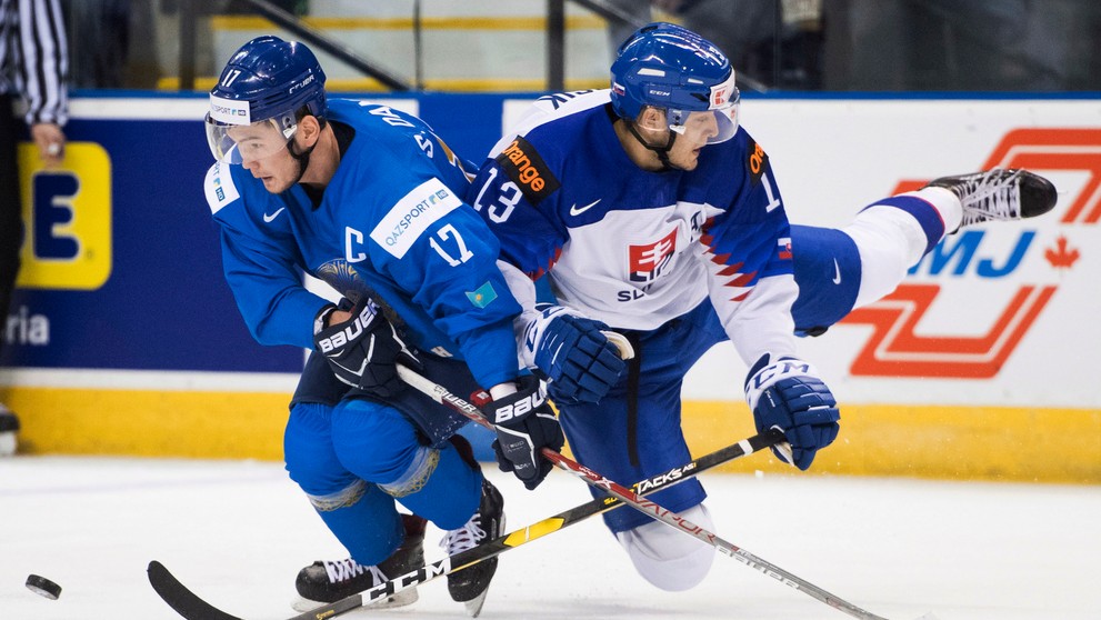 Ali so svojou mamou.