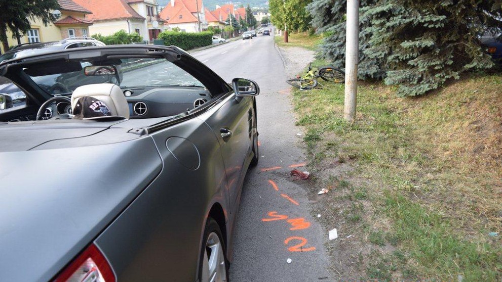 Samko (†11), ktorého zrazilo luxusné auto, zraneniam podľahol