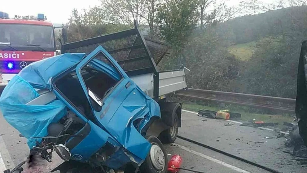 Zhorená dodávka.