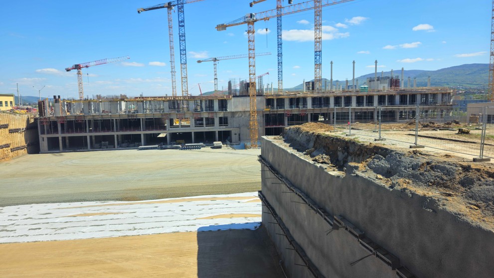 Výstavbu vojenskej nemocnice v Prešove pozastavili