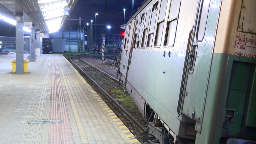 Vykoľajený vlak v Košiciach