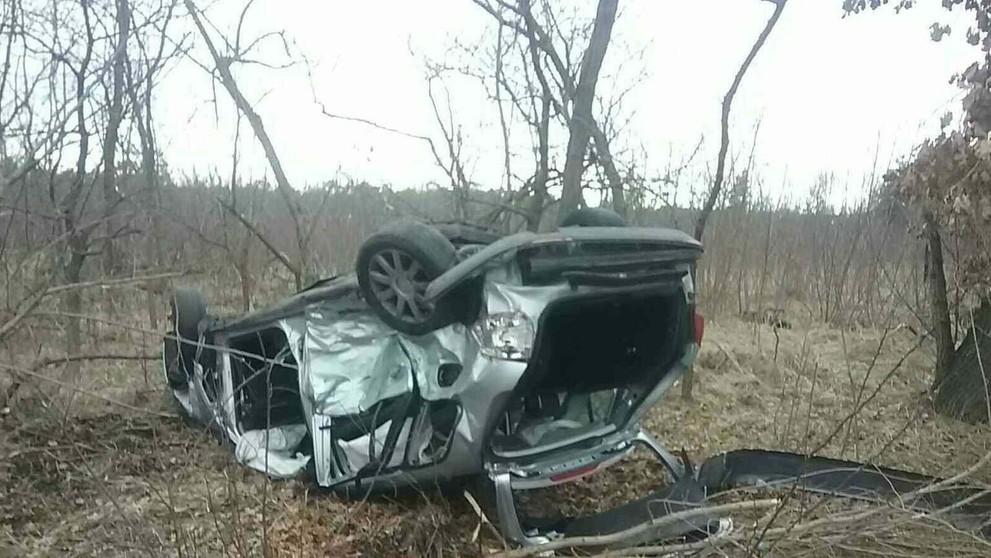 Nehoda pri obci Kostolište. 