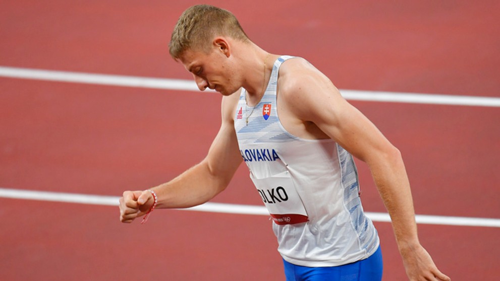 Ján Volko reaguje po rozbehu na 100 metrov na OH v Tokiu.