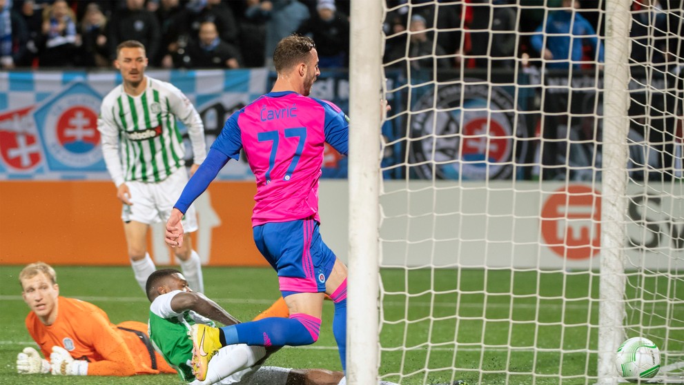 Čavrič strieľa prvý gól