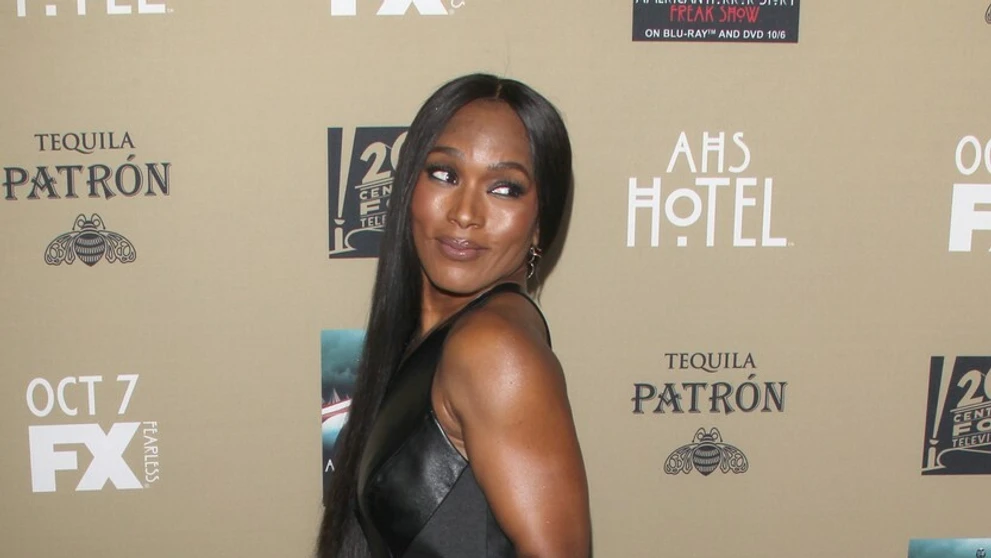 Angela Bassett