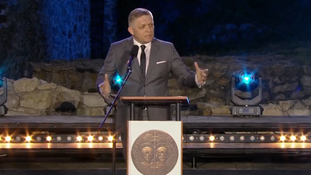 Robert Fico na Devíne.