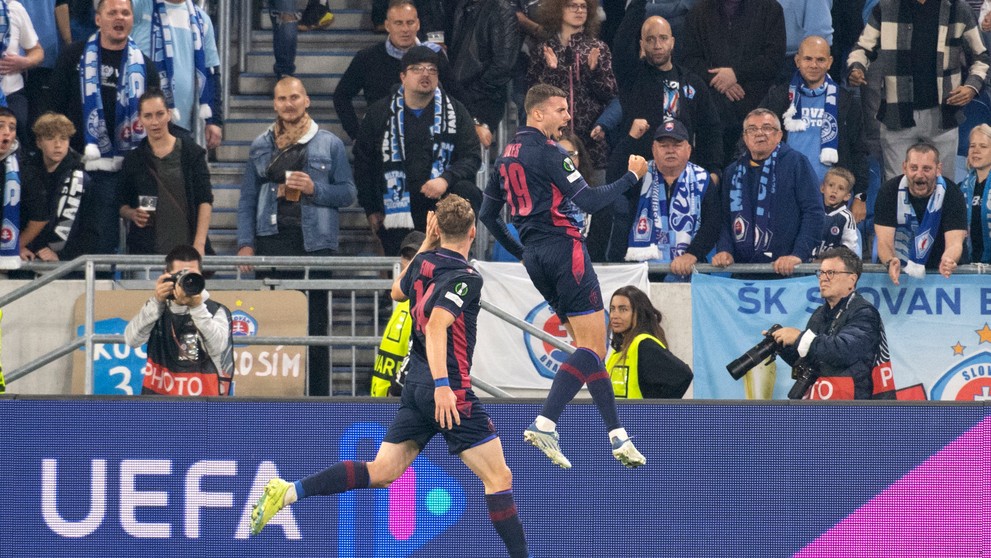 Hráči Bazileja oslavujú gól