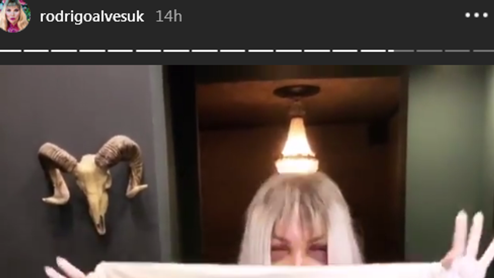 Steve Mandanda z Marseille v dueli na pôde Lille.