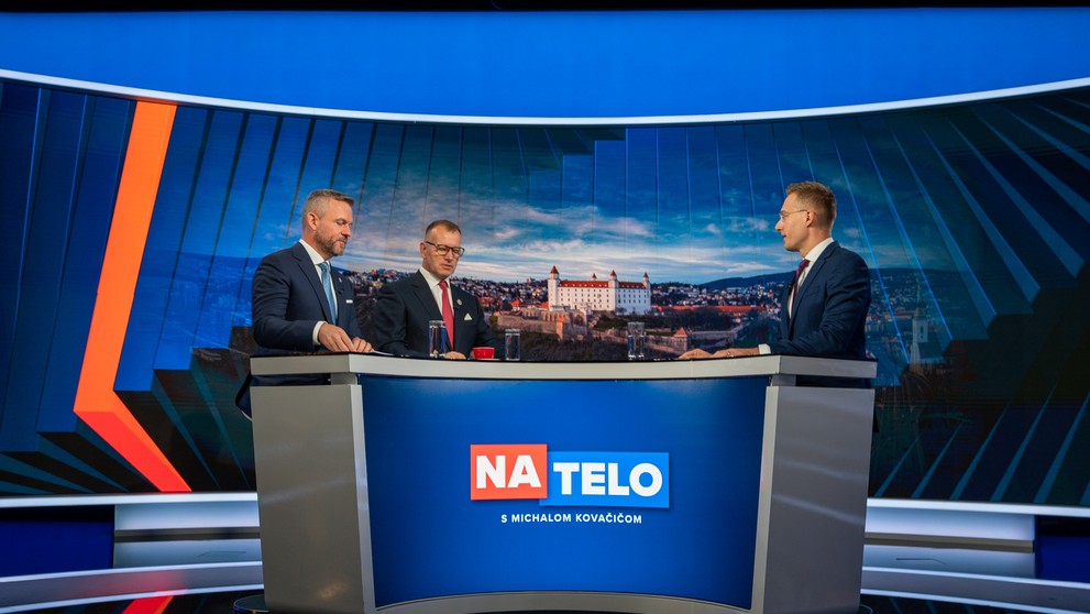 Hosťami prvého Na telo po letnej prestávke boli Peter Pellegrini (Hlas) a Boris Kollár (Sme rodina)
