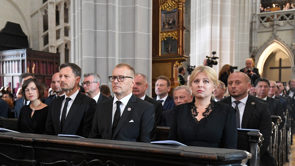 Na snímke sprava prezidentka Zuzana Čaputová, predseda NR SR Boris Kollár a predseda vlády SR Eduard Heger 