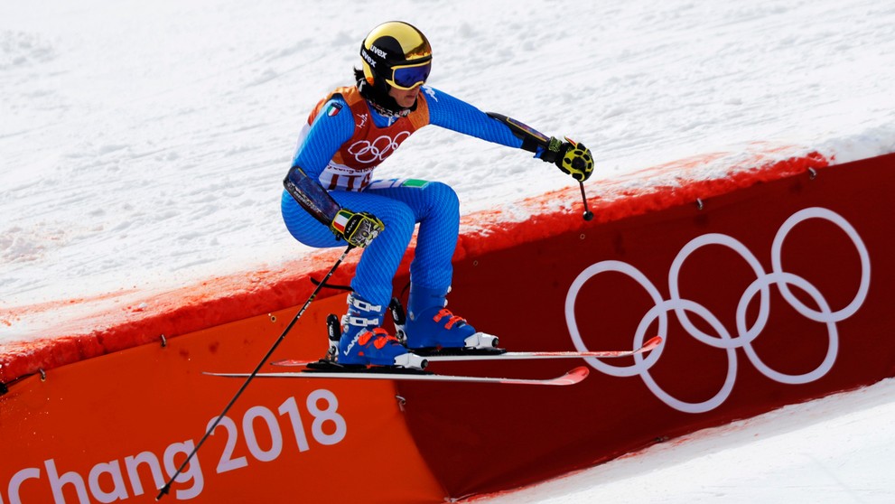 Lyžiarka Irene Curtoniová z Talianska počas súťaže tímov na ZOH 2018.