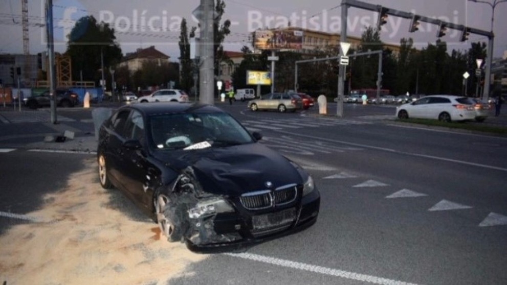 Nehoda v Bratislave na rohu Košickej a Prievozskej ulice