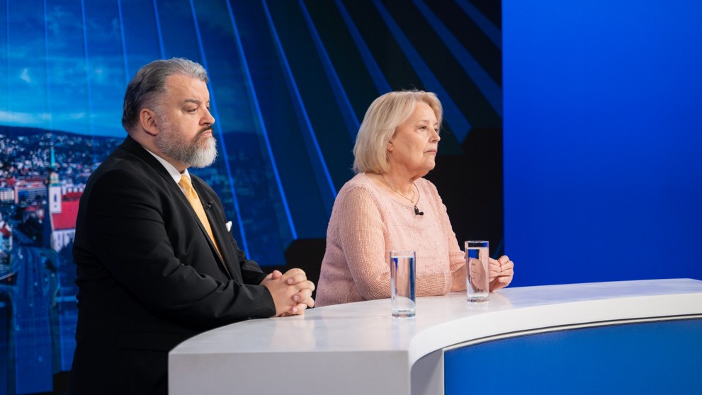 Magda Vášaryová a Eduard Chmelár v relácii Na telo