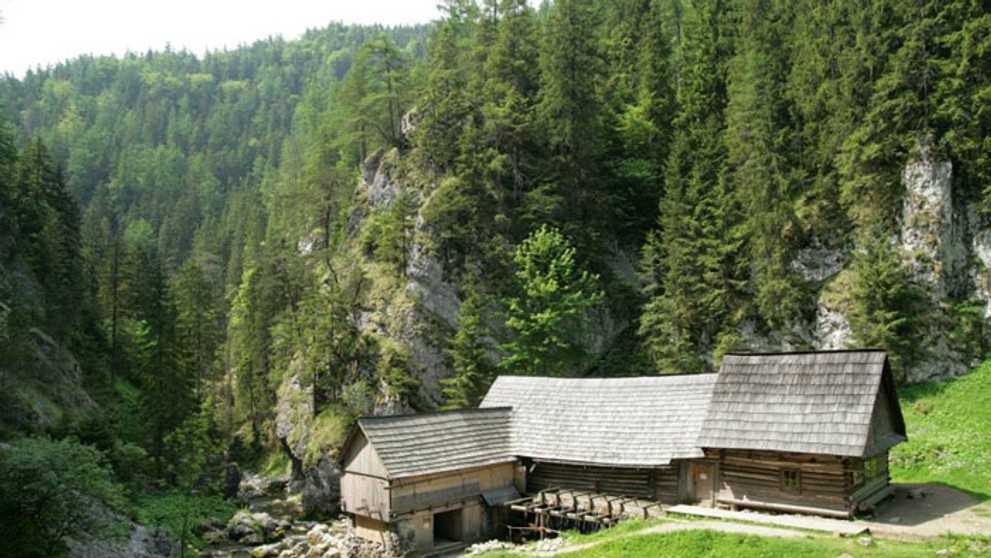 Celkový pohľad na Vodný mlyn v Kvačianskej doline. 