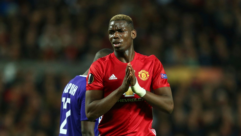 Paul Pogba z ManUtd reaguje v odvete štvrťfinále EL proti Anderlechtu.