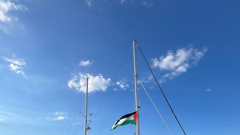 Greta Thunbergová a herec z Hry o tróny mieria do Gazy