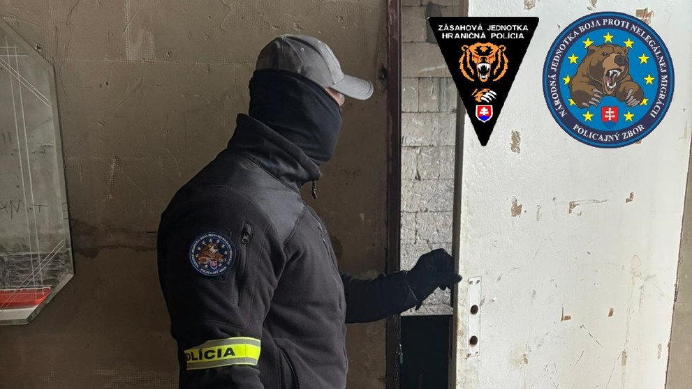 Snímky, ktoré zverejnila polícia.