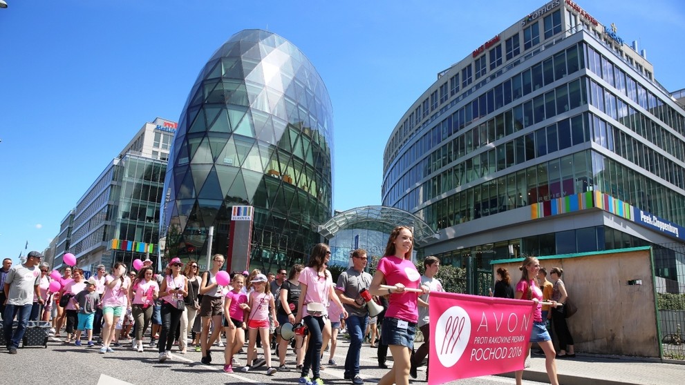 AVON Pochod 