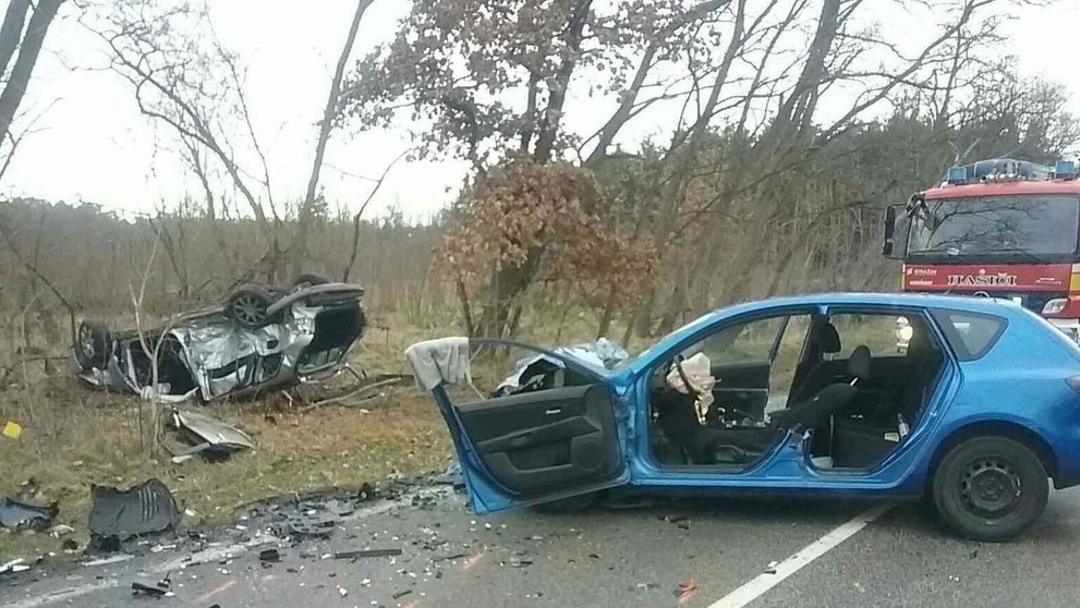 Nehoda pri obci Kostolište. 