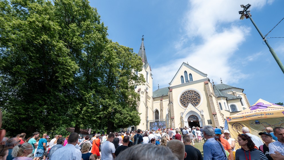 Na snímke veriaci počas slávnostnej odpustovej svätej omše, ktorá je súčasťou Levočskej púte. (2)