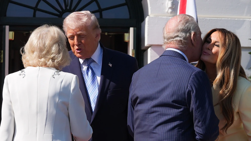 Kráľ Karol III.  s manželkou Kamilou na návšteve v USA.