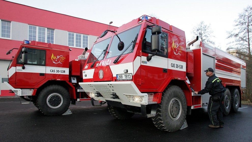 Špeciálne hasičské vozidlá  Tatra CAS 30 T 815.