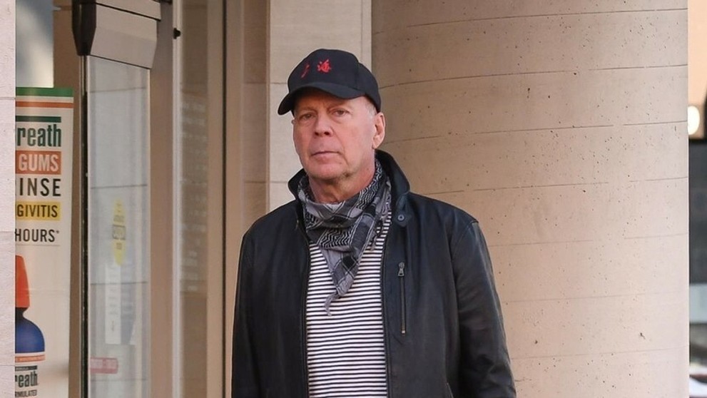 Brucea Willisa požiadali, aby opustil drogériu po tom, čo si nechcel nasadiť rúško.