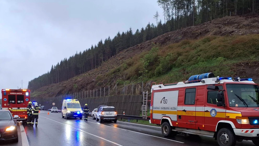 Nehoda v Krásne nad Kysucou.