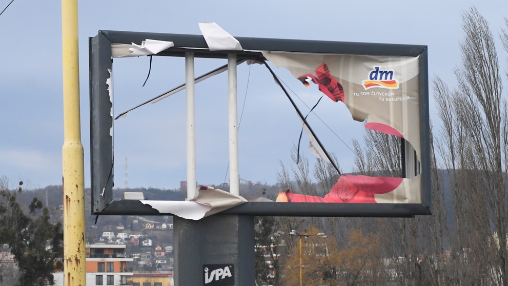 Škody po silnom vetre v Košiciach.