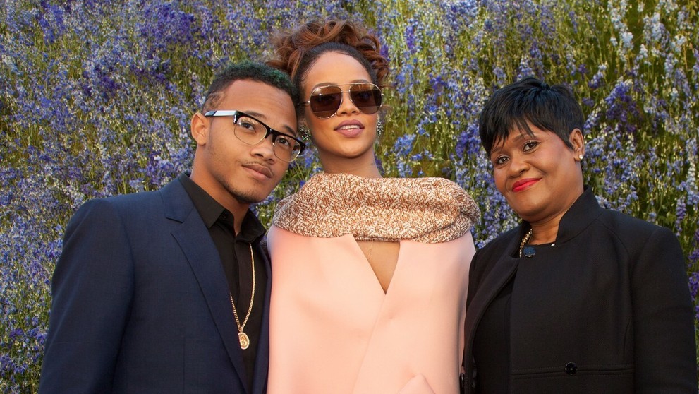 Rihanna s mamou a bratom Rajadom Fentym.