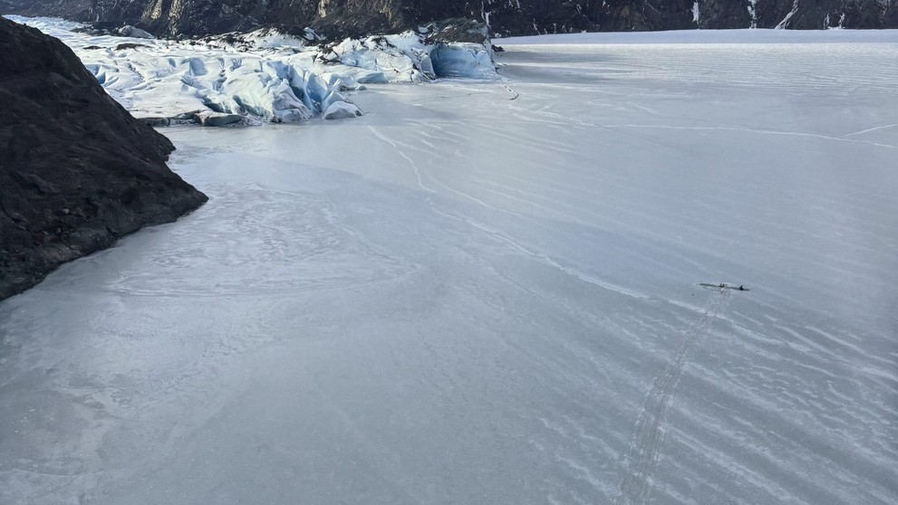 Pilot a jeho dve dcéry prežili stroskotanie lietadla