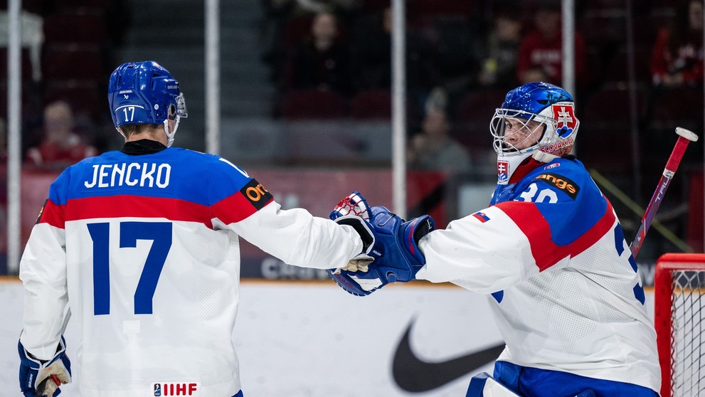 Prvý gól nášho tímu zaznamenal Daniel Jenčko.