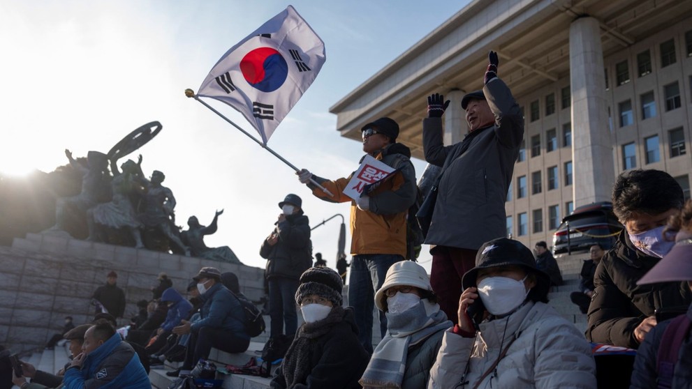 Mimoriadne stanné právo v Južnej Kórei